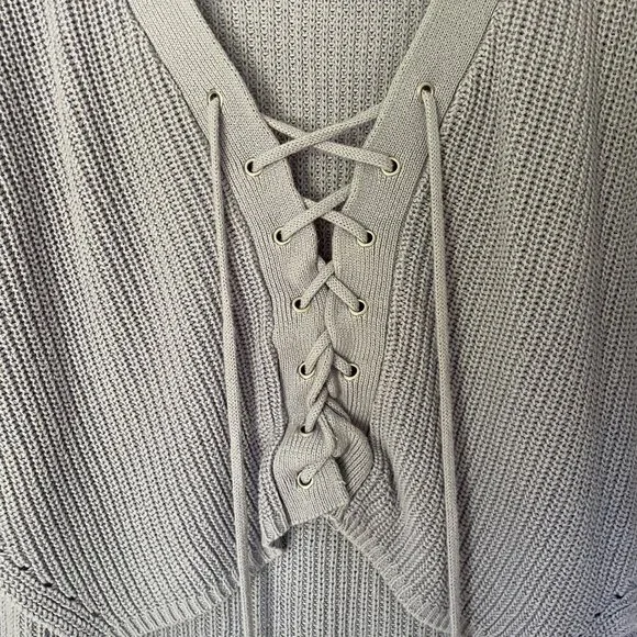 Forever 21 baby blue knit sweater v-neck style lace up front women's size small - Picture 5 of 9